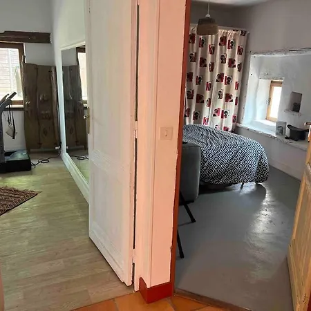 Holiday home Superbe Maison En Pierre Proche Bordeaux &piscine *