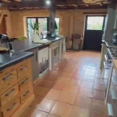 Holiday home Superbe Maison En Pierre Proche Bordeaux &piscine Saint-Martin-Petit