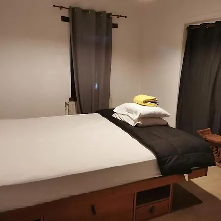 Nyaraló Superbe Maison En Pierre Proche Bordeaux &piscine